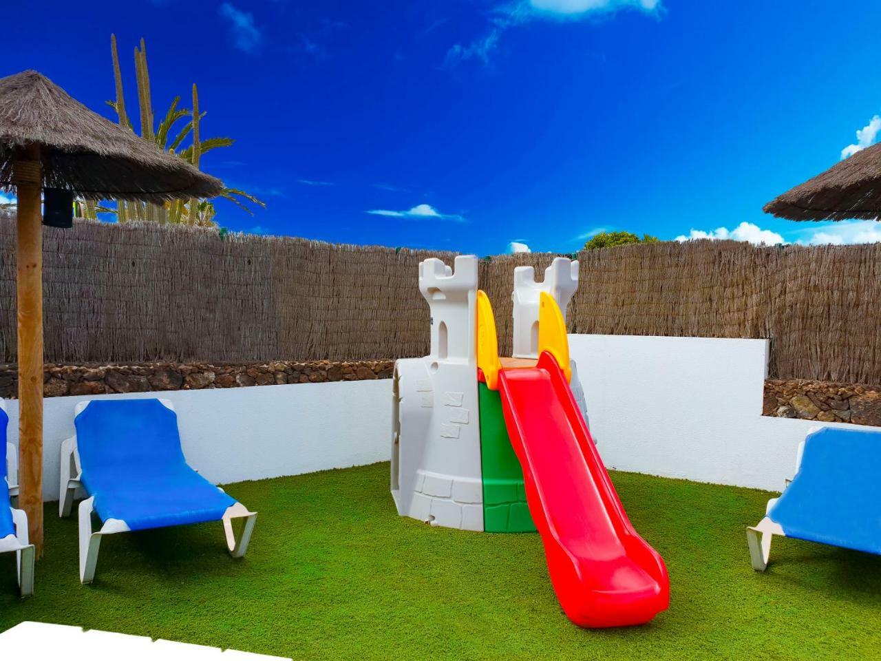 Gbh Volcanic Beach La Oliva Exterior photo